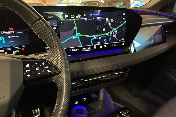 Audi Q6 e-tron 27 of 27