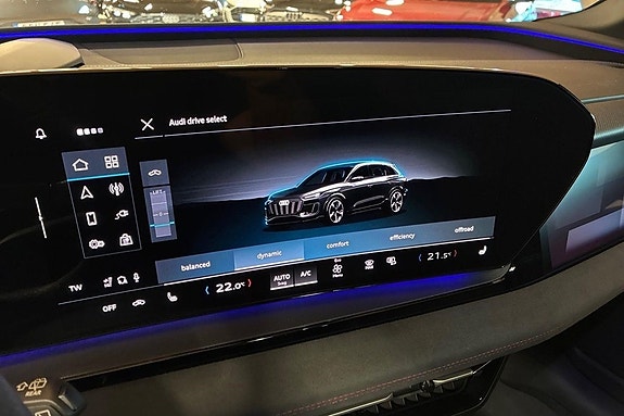 Audi Q6 e-tron 15 of 27