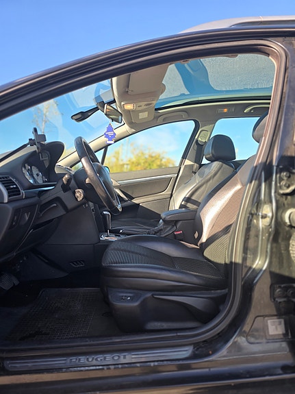 Peugeot 407 17 of 28