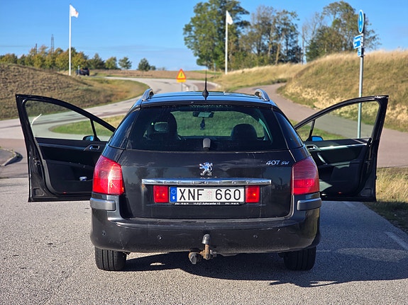 Peugeot 407 9 of 28