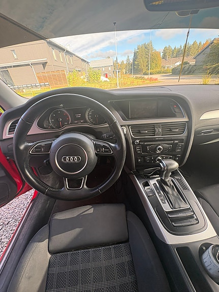 Audi A4 5 of 8