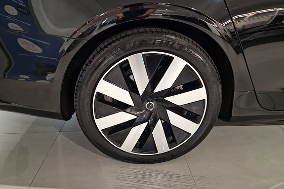 Volvo V90 12 of 18