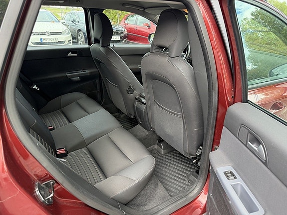 Volvo V50 18 of 22