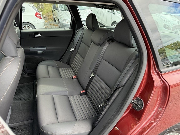 Volvo V50 17 of 22