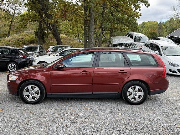 Volvo V50 8 of 22