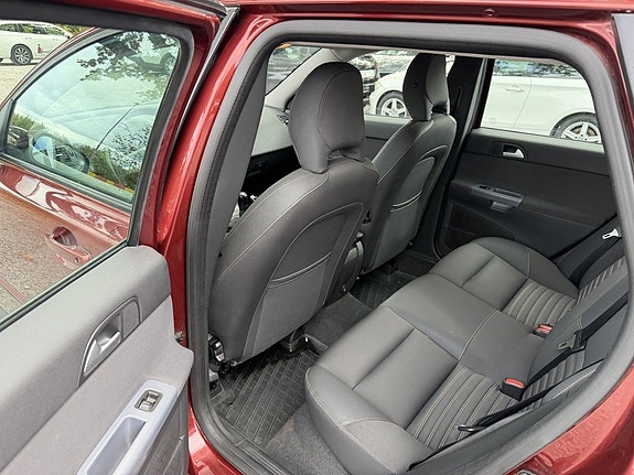 Volvo V50 16 of 22