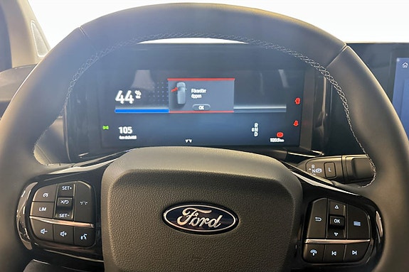 Ford E-Transit 6 of 7