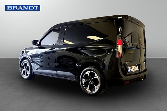 Ford E-Transit 2 of 7