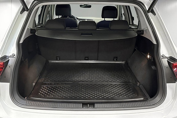 Volkswagen Tiguan Allspace 18 of 18