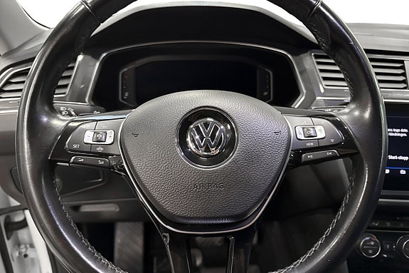 Volkswagen Tiguan Allspace 6 of 18