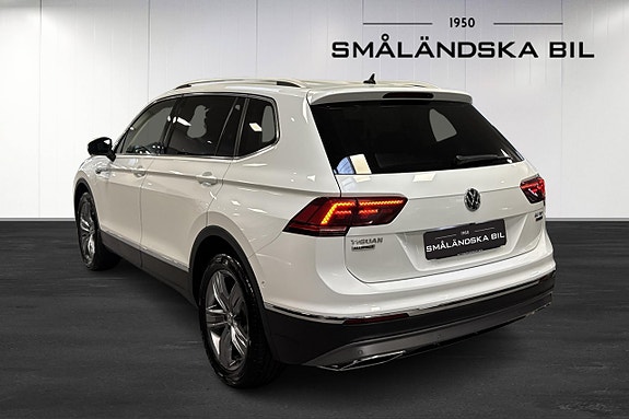 Volkswagen Tiguan Allspace 3 of 18