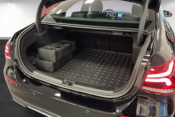 Mercedes-Benz A250 e 12 of 25