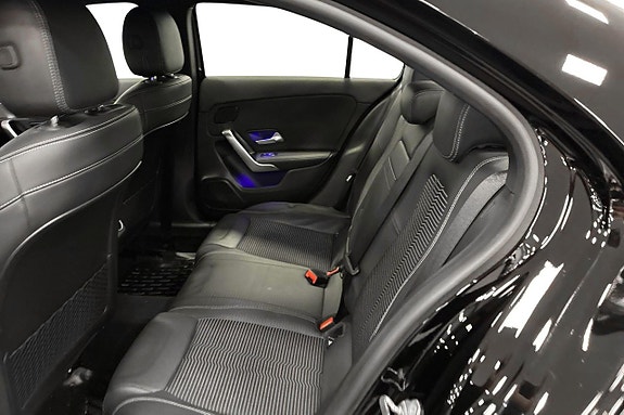 Mercedes-Benz A250 e 9 of 25
