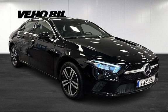 Mercedes-Benz A250 e 2 of 25