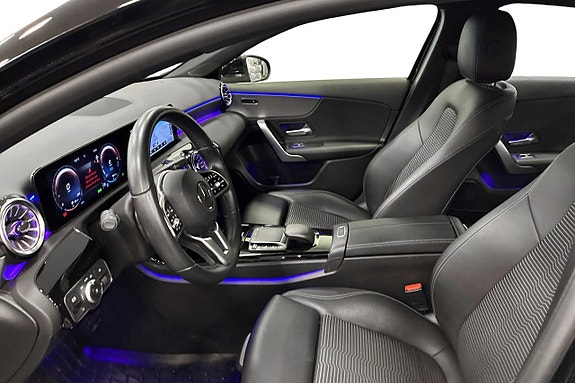 Mercedes-Benz A250 e 7 of 25