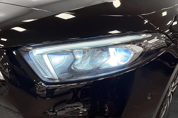 Mercedes-Benz A250 e 24 of 25