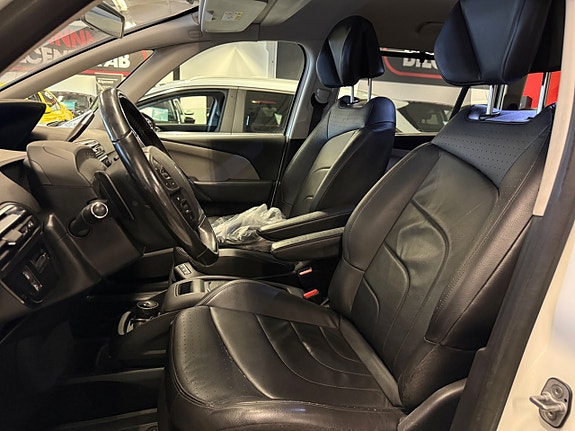 Citroen Grand C4 Picasso 12 of 29