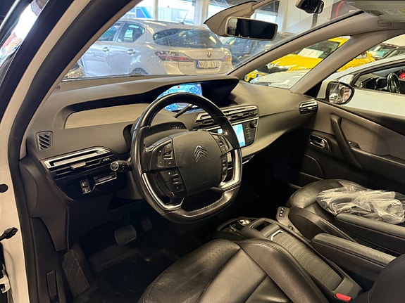 Citroen Grand C4 Picasso 9 of 29