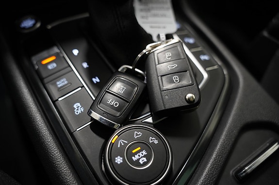 Volkswagen Tiguan 16 of 27