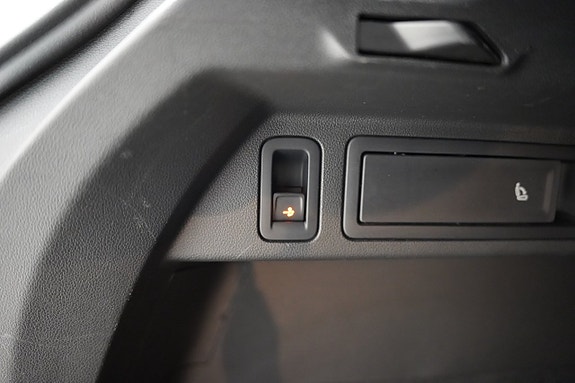 Volkswagen Tiguan 26 of 27