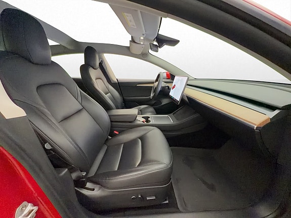 Tesla Model 3 28 of 30