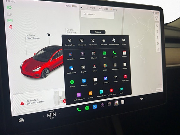 Tesla Model 3 26 of 30
