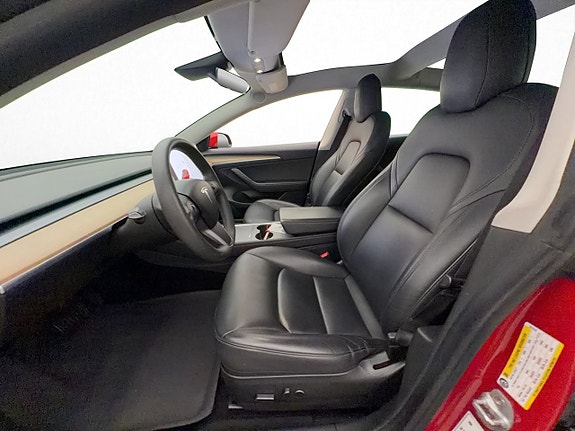 Tesla Model 3 14 of 30
