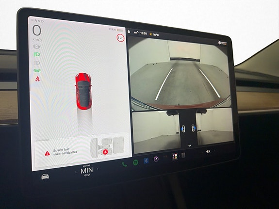 Tesla Model 3 21 of 30