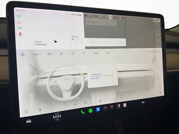 Tesla Model 3 23 of 30