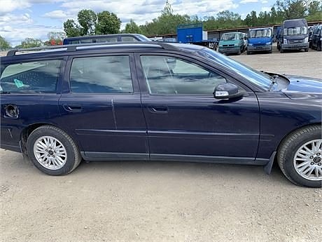 Volvo V70 9 of 10