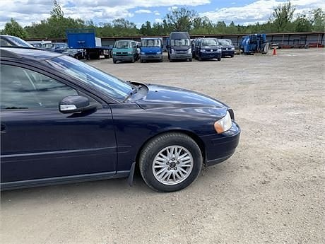 Volvo V70 8 of 10