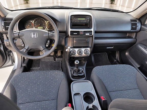 Honda CR-V 8 of 11