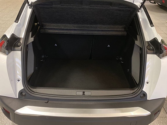 Peugeot 2008 7 of 10