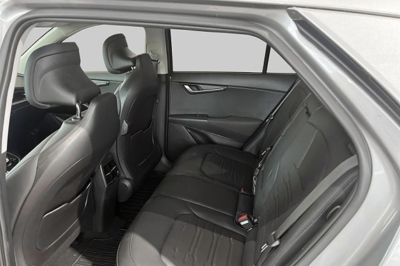 Kia Niro 9 of 17