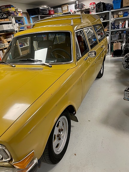 Volvo 145 2 of 6
