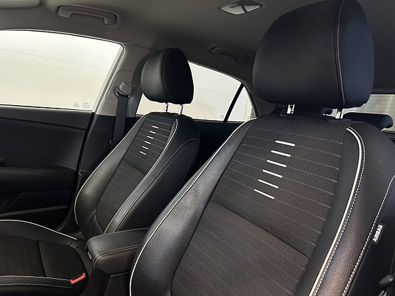 Kia Rio 17 of 21