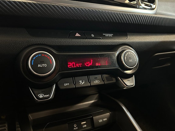 Kia Rio 9 of 21