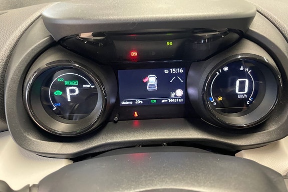 Toyota Yaris 16 of 21