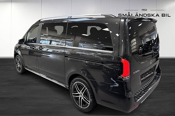 Mercedes-Benz V300 4 of 18