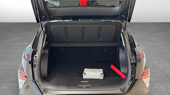 Hyundai Kona 10 of 12