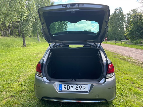 Citroen C4 4 of 7