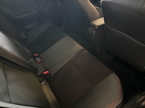 Toyota Yaris 6 of 22