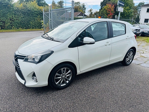 Toyota Yaris 9 of 23