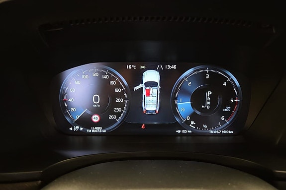 Volvo V90 Cross Country 13 of 13