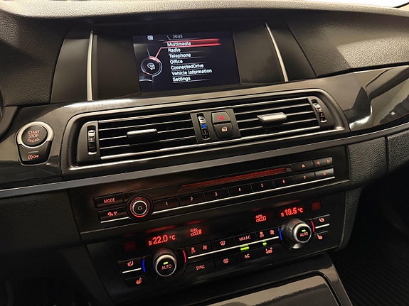 BMW 520d 15 of 30