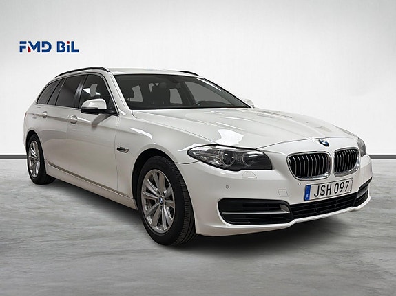 BMW 520d 4 of 30