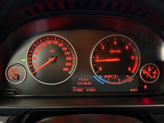 BMW 520d 14 of 30