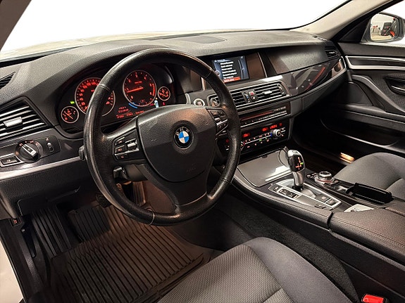 BMW 520d 8 of 30
