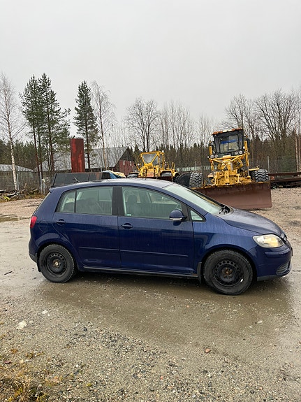 Volkswagen Golf Plus 3 of 8