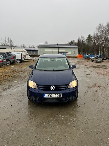 Volkswagen Golf Plus 2 of 8